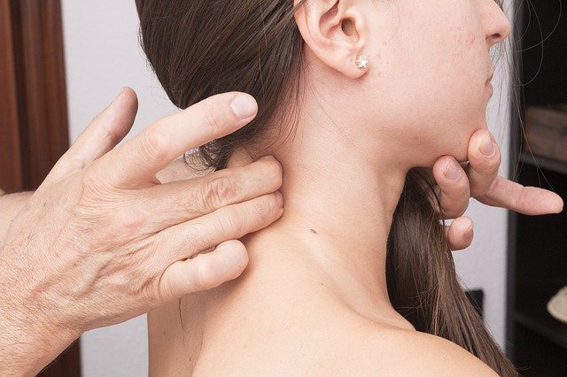 Dolore cervicale cronico, l'approccio integrato migliora la qualità della vita