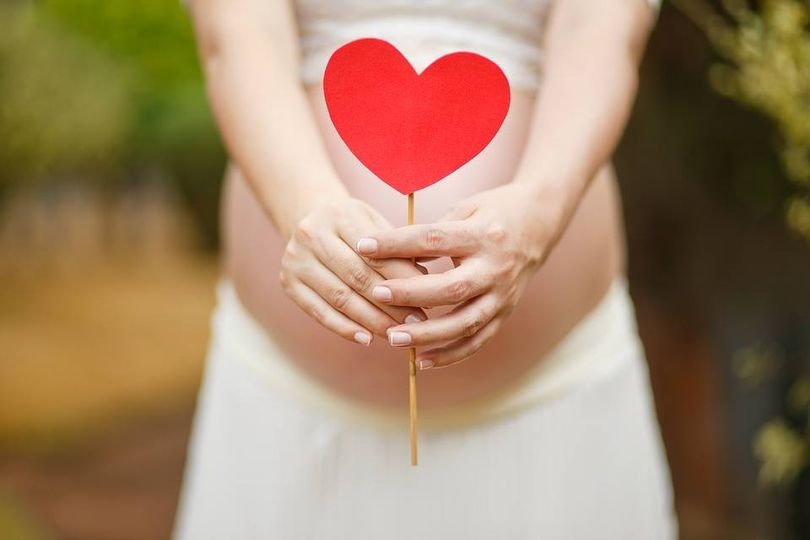 Lombalgia e gravidanza, quando possiamo fare a meno dei farmaci